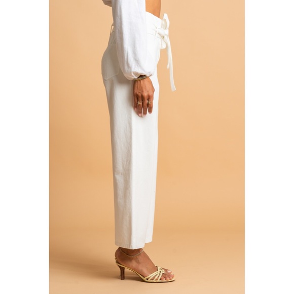 High waist wide leg white pants with belt - Picture 3 of 3